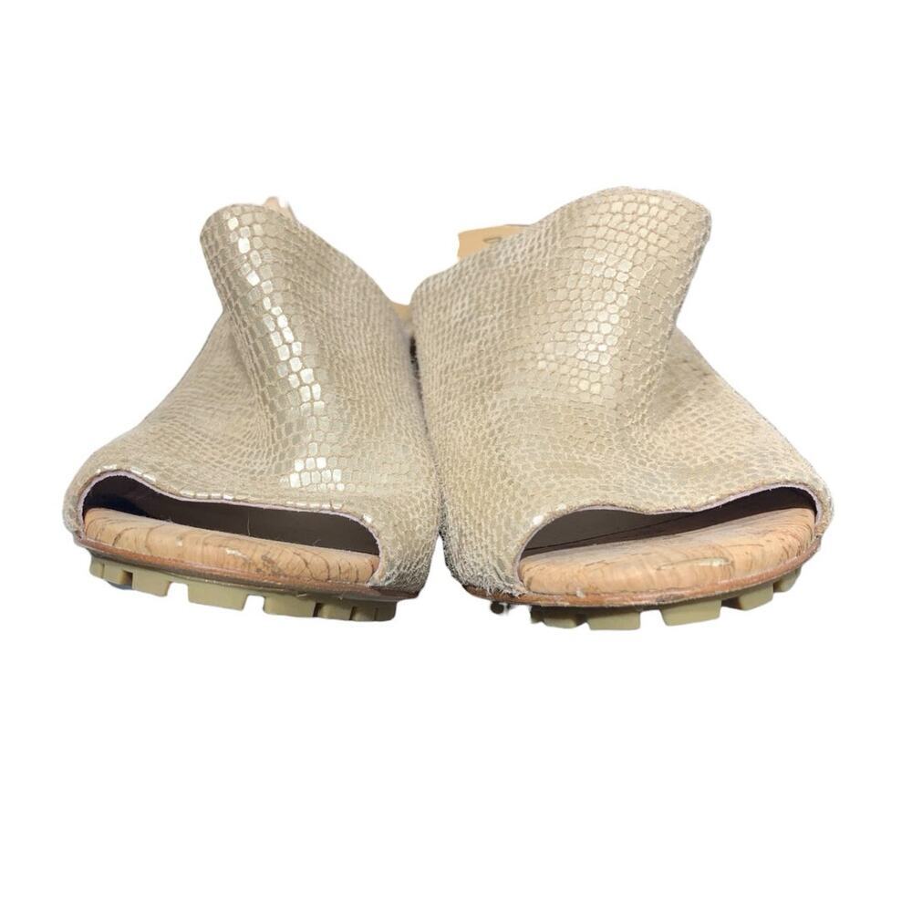 Donald Pliner Sukari-PM Slide Sandal Pebble Metalic Platino HEEL - Picture 6 of 9